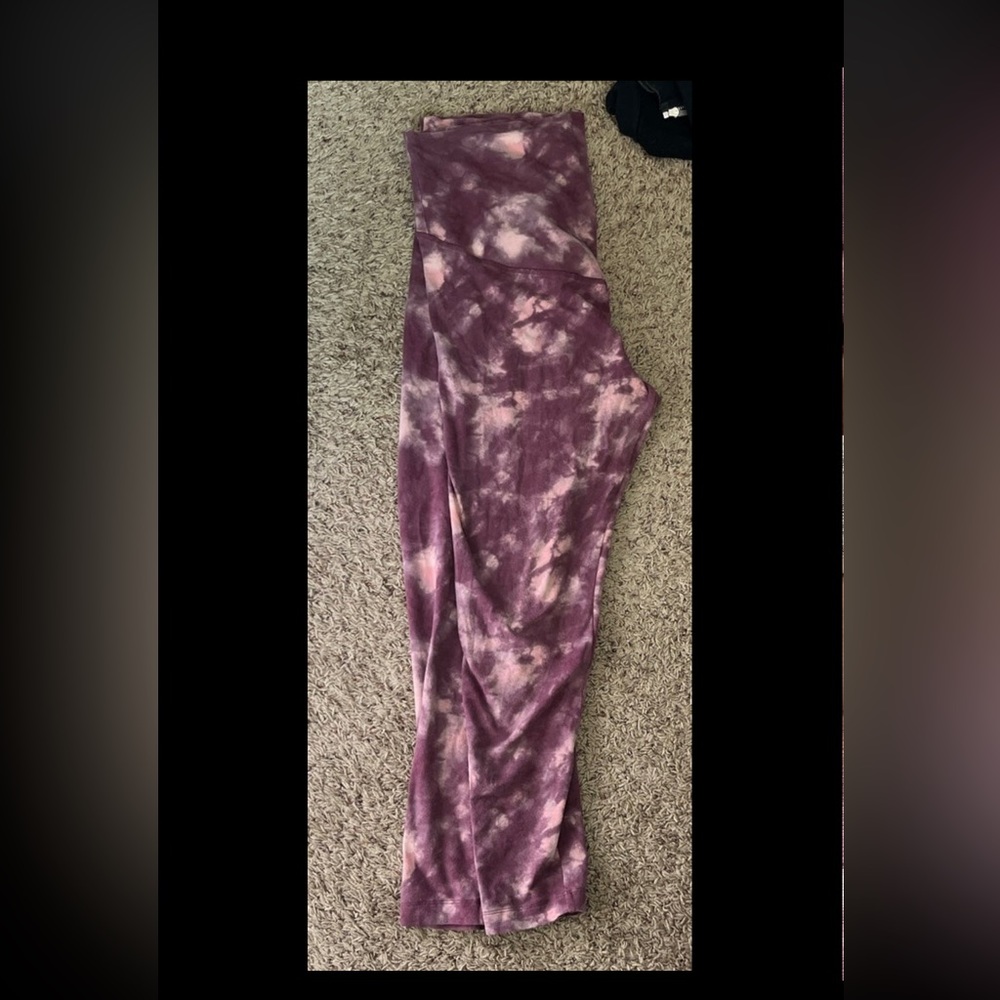 Old navy maternity leggings tie dye